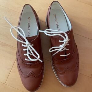 Cole Haan “Original Grand” Brown Wingtip Women’s size 5.5 shoes